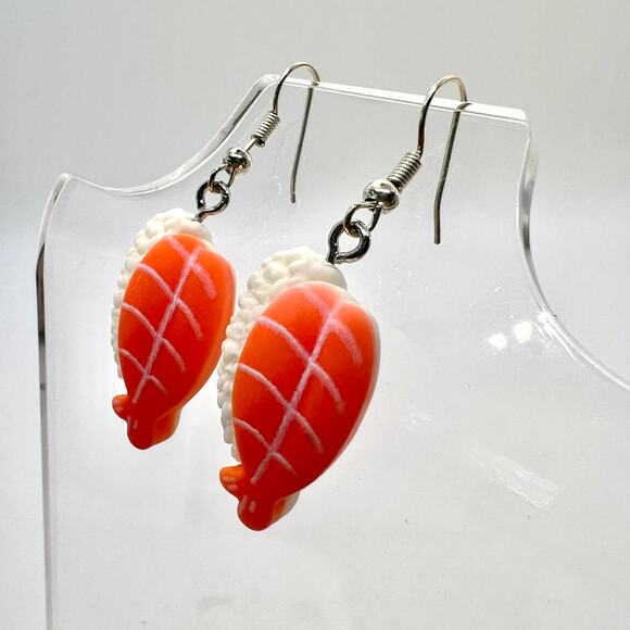 Sushi Earrings - Asian Inspired Earrings - Fish Earrings - Rice Accessories - Picture 5 of 8